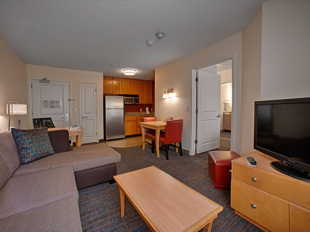 Residence Inn by Marriott Neptune at Gateway Centre主图
