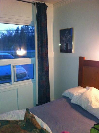 Pleasant Manor Motel