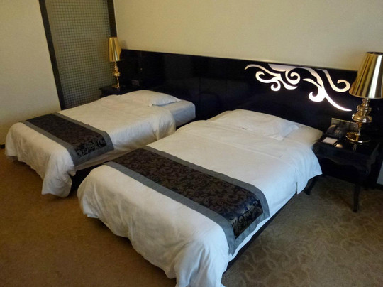 蓝宝石酒店主图