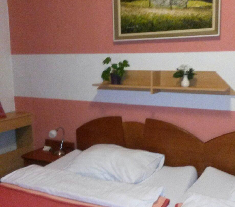 Hotel Batov