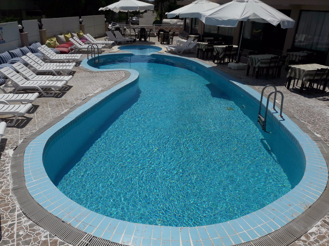 Club Urgenc Hotel