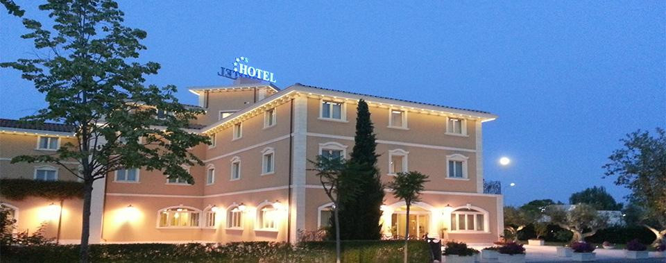 Citta Sant'Angelo酒店住宿-Hotel Villa Michelangelo