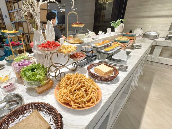 亚朵酒店 (吐鲁番文化西路店)主图