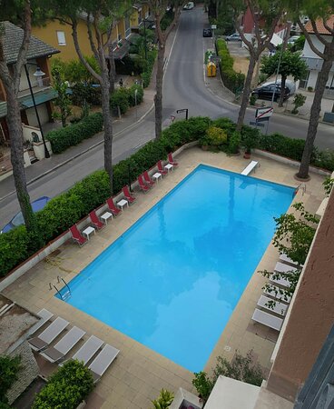 Park Hotel Zaira-泳池