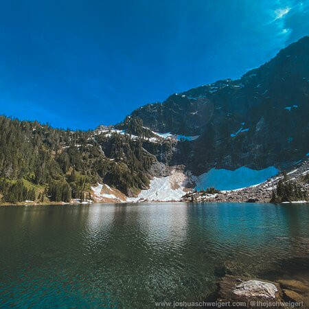 Lake Twenty Two Trail景点图片