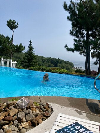 Island View Inn主图