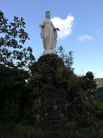 Chapelle Monolithe-Fontanges必去景点