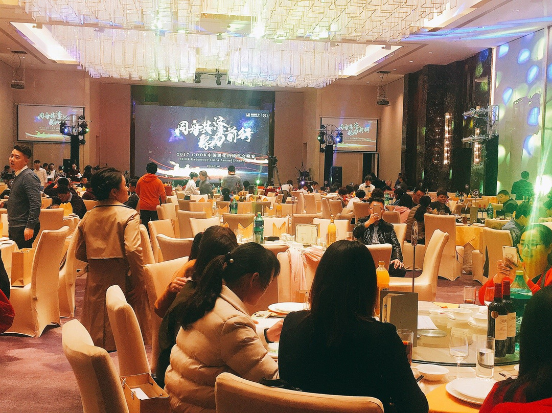珠海中海铂尔曼酒店主图