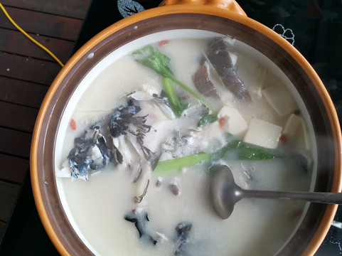 千岛湖鱼头店主图