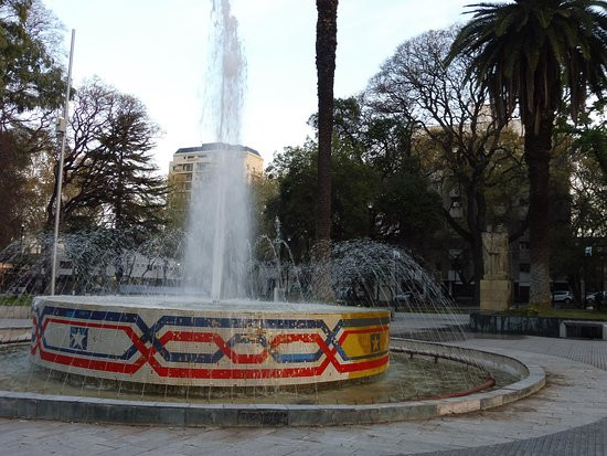 Plaza República de Chile景点图片