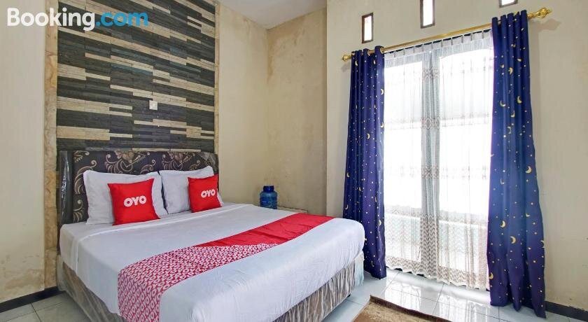 OYO 90133 Villa Sony