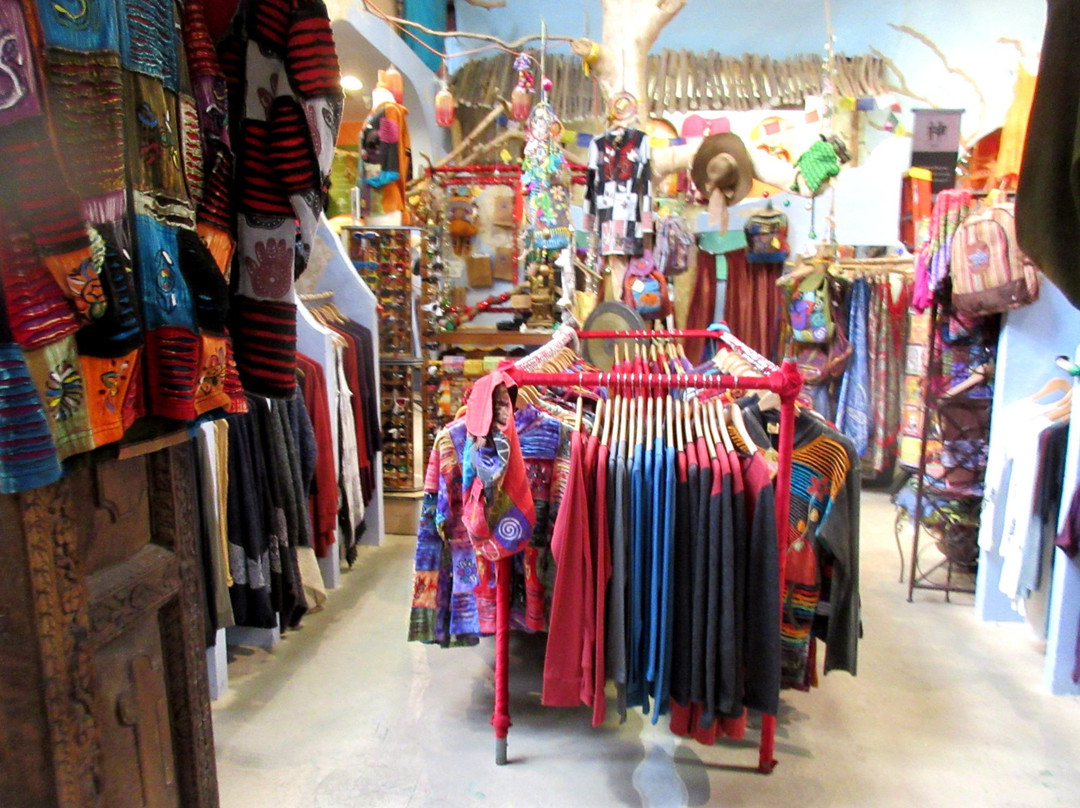 Capitola Mercantile-卡皮托拉必去景点