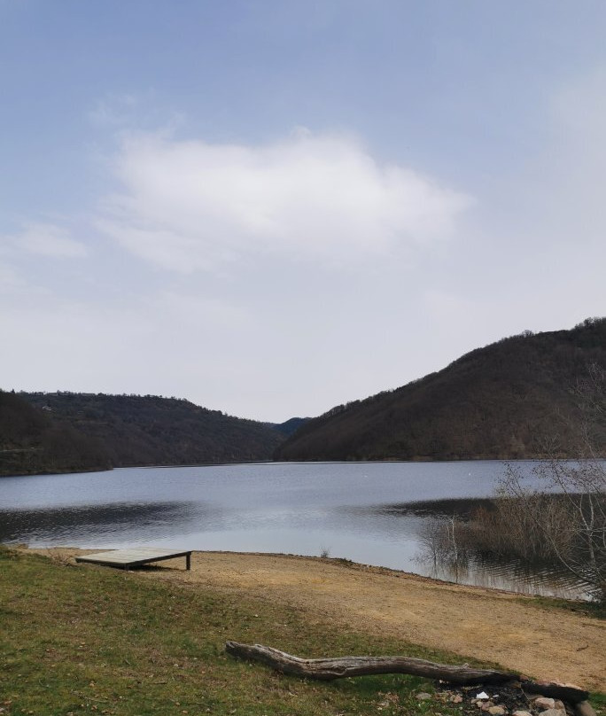 Presqu'ile de Laussac-Therondels必去景点