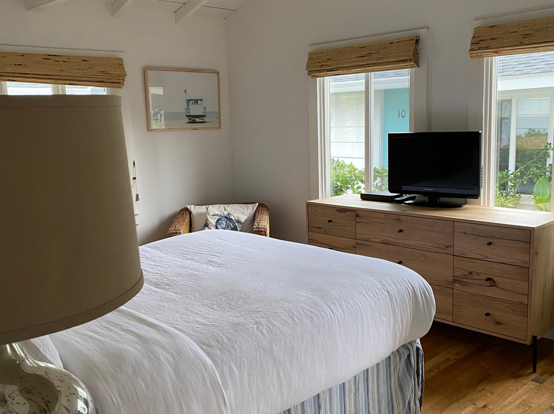 Sandpiper Lodging at the Beach主图