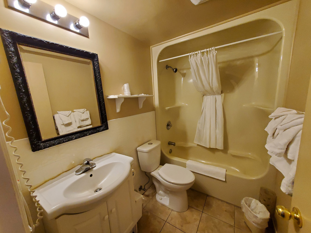 春湖度假酒店主图