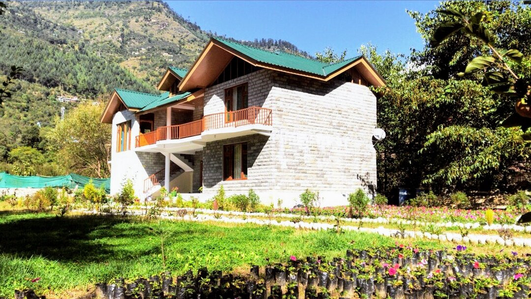 Raison Meadows Lodge主图