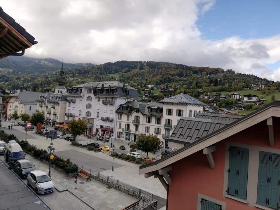 La Feline Blanche主图