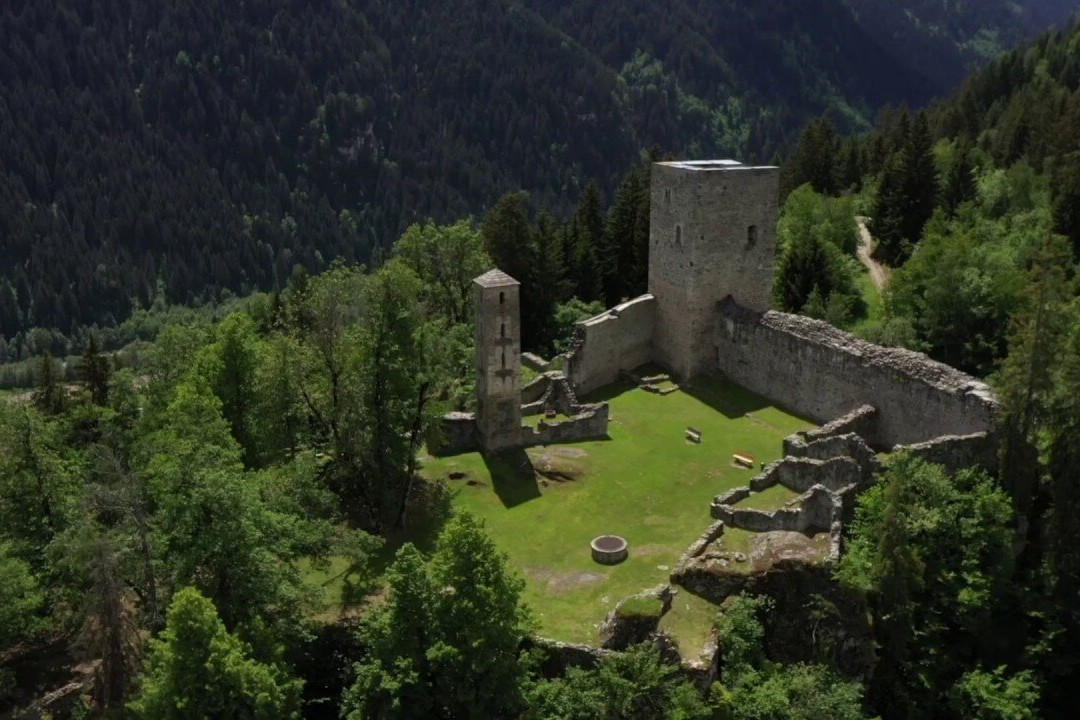 Burg Jörgenberg景点图片