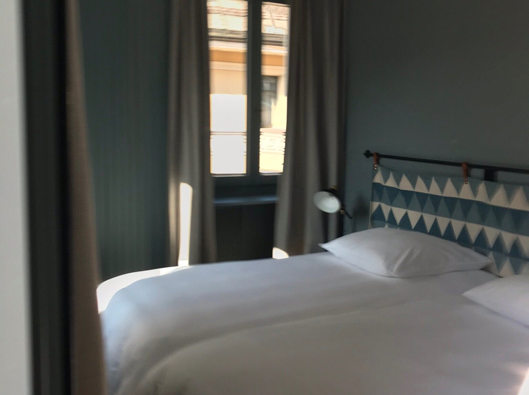 Hotel De Londres主图