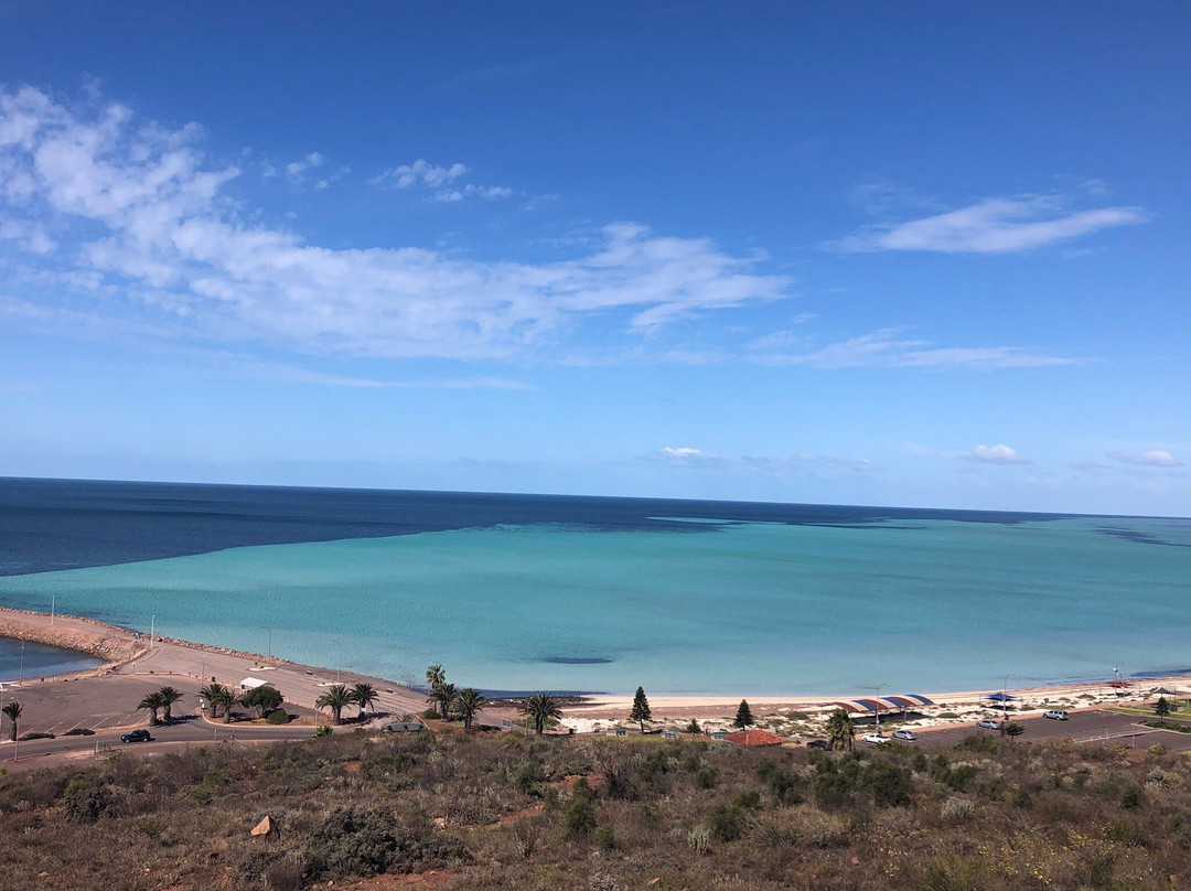 Hummock Hill Lookout-Whyalla必去景点