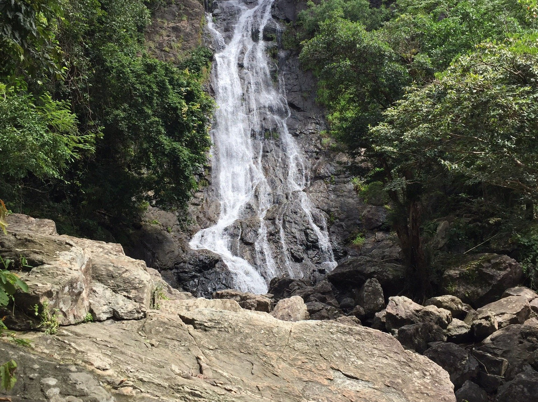 Namtok Sarika waterfall景点图片