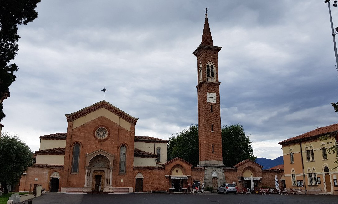 Santuario della Madonna dell'Olmo景点图片