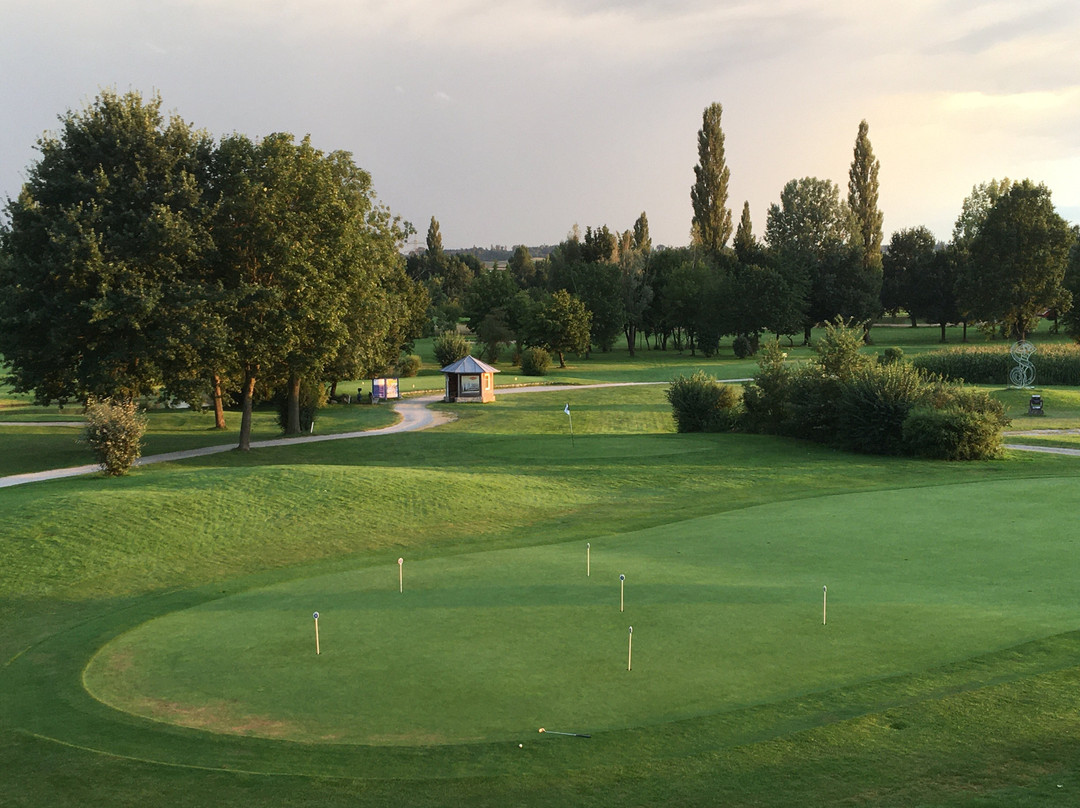 Golfplatz Sagmuhle景点图片