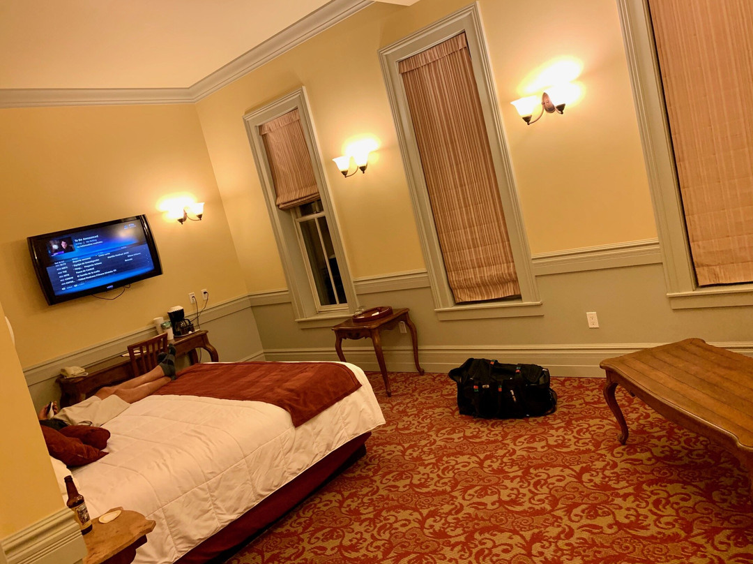 The Windsor Hotel主图