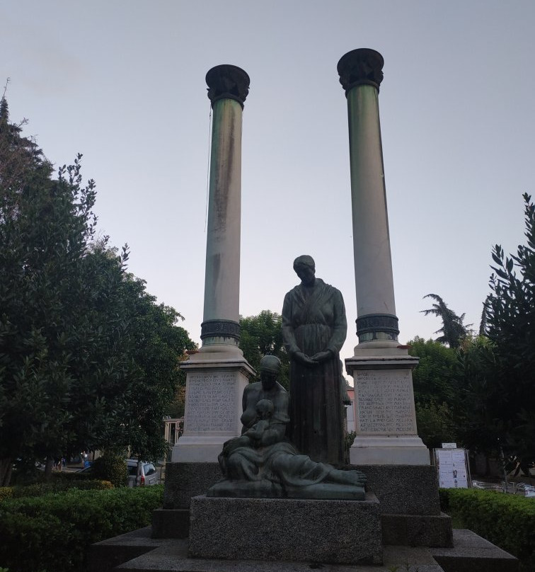 Monumento Ai Caduti-Palmi必去景点