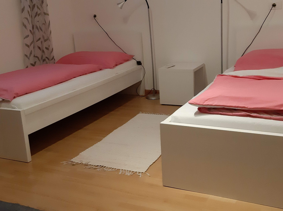 Lasa酒店住宿-Garni Pension Claudia