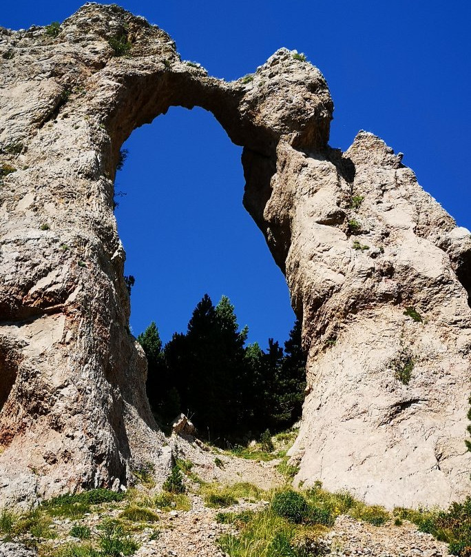Arco de Piedrafita景点图片