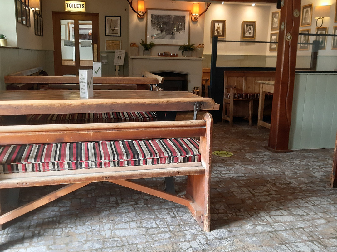 The Exmoor White Horse Inn主图