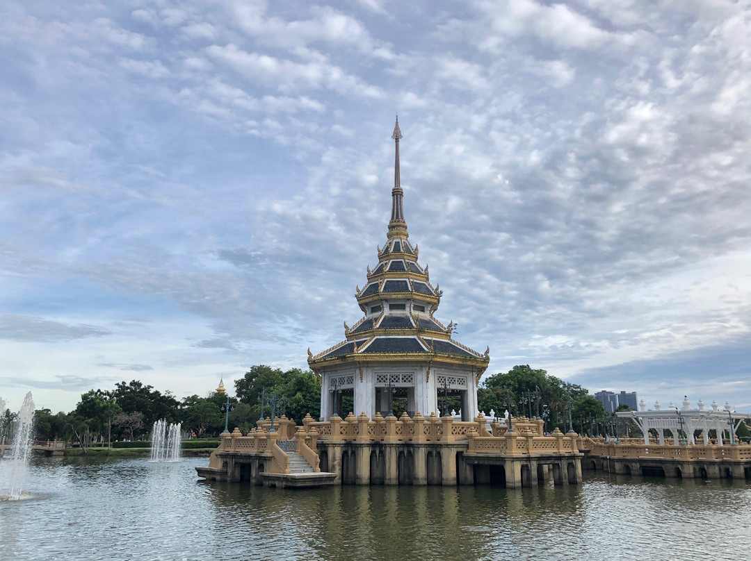 Kanchanaphisek Park-暖武里必去景点