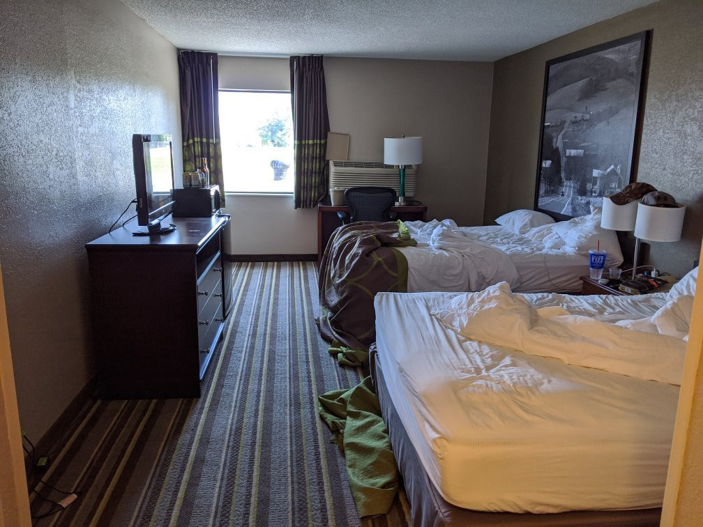 Super 8 by Wyndham Chambersburg I-81主图