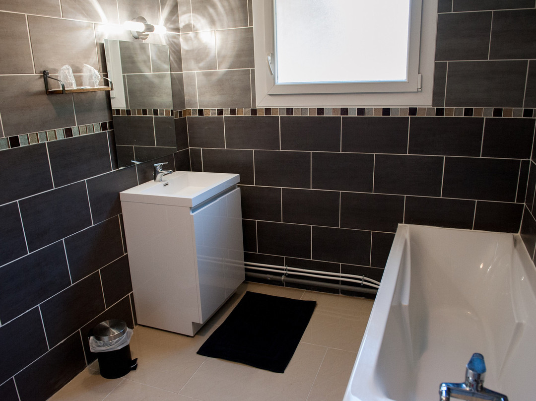 Rive Gauche Hotel Restaurant主图