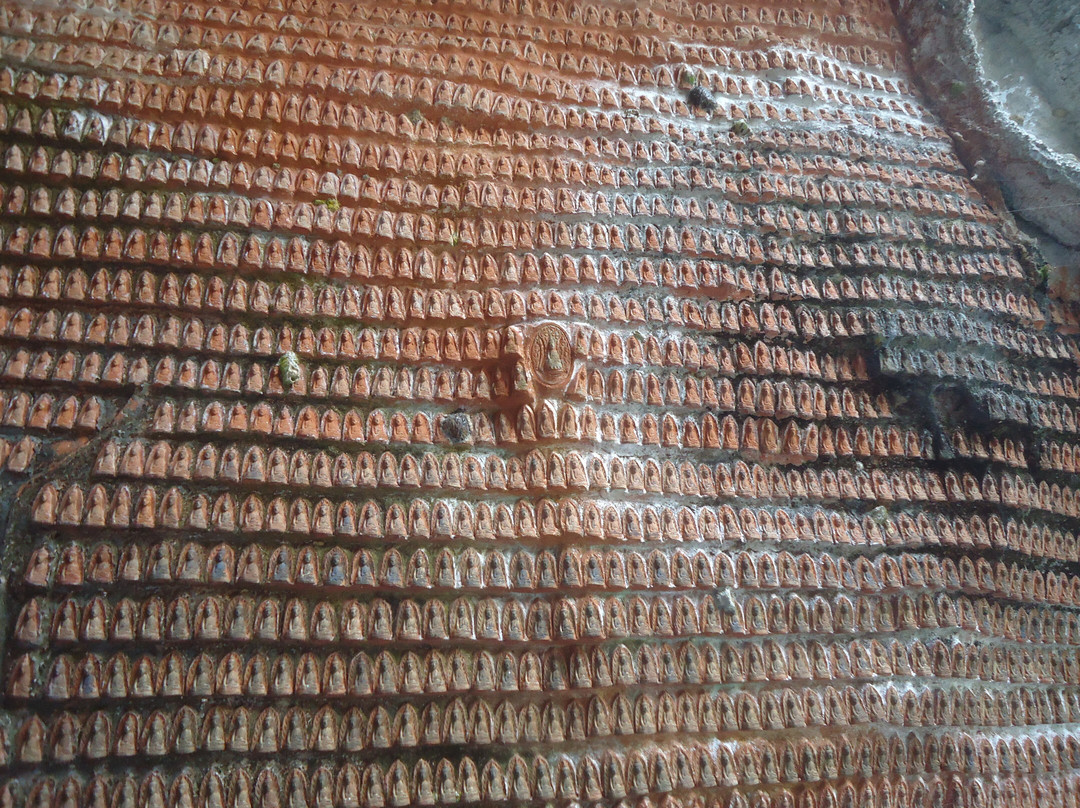 Kaw Ka Thaung Cave-帕安必去景点