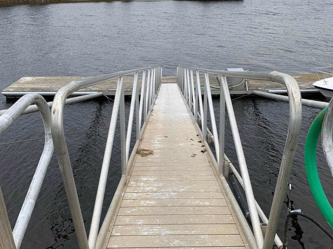 Calais Waterfront Walkway-Calais必去景点