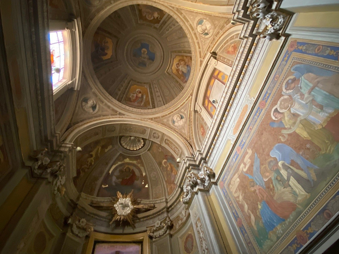 Parrocchia di S. Pietro Apostolo - Cattedrale-塞尼加利亚必去景点