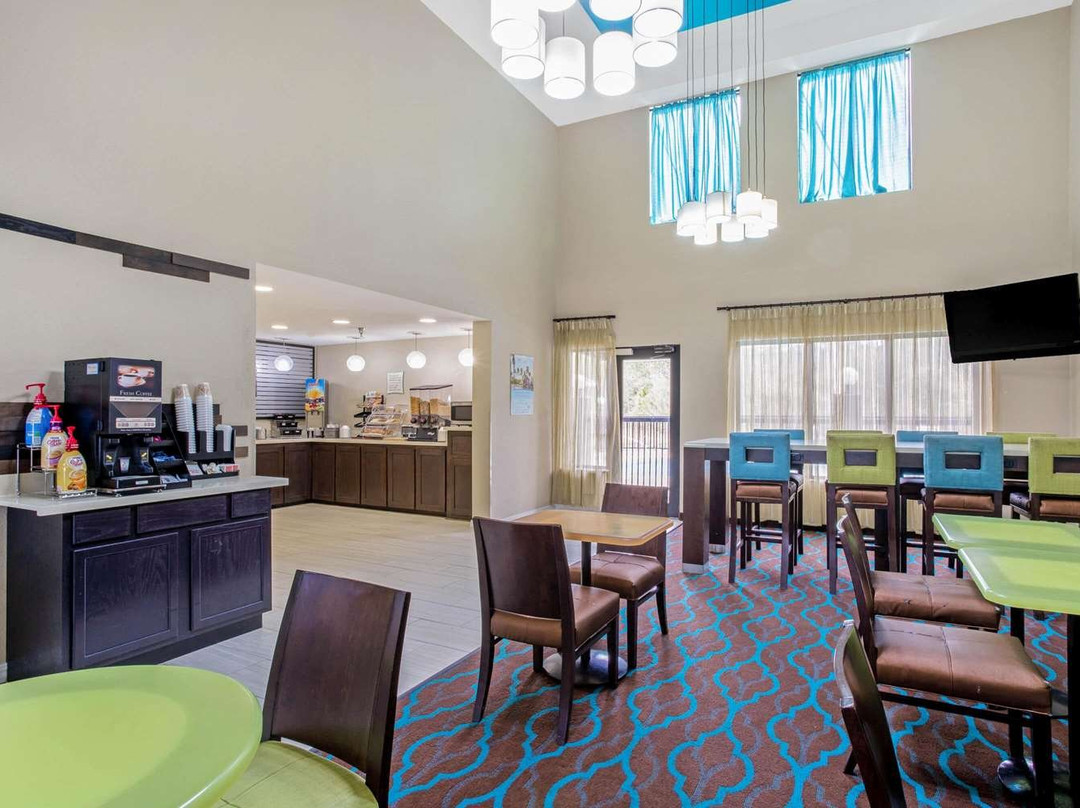 Baymont by Wyndham Moss Point主图