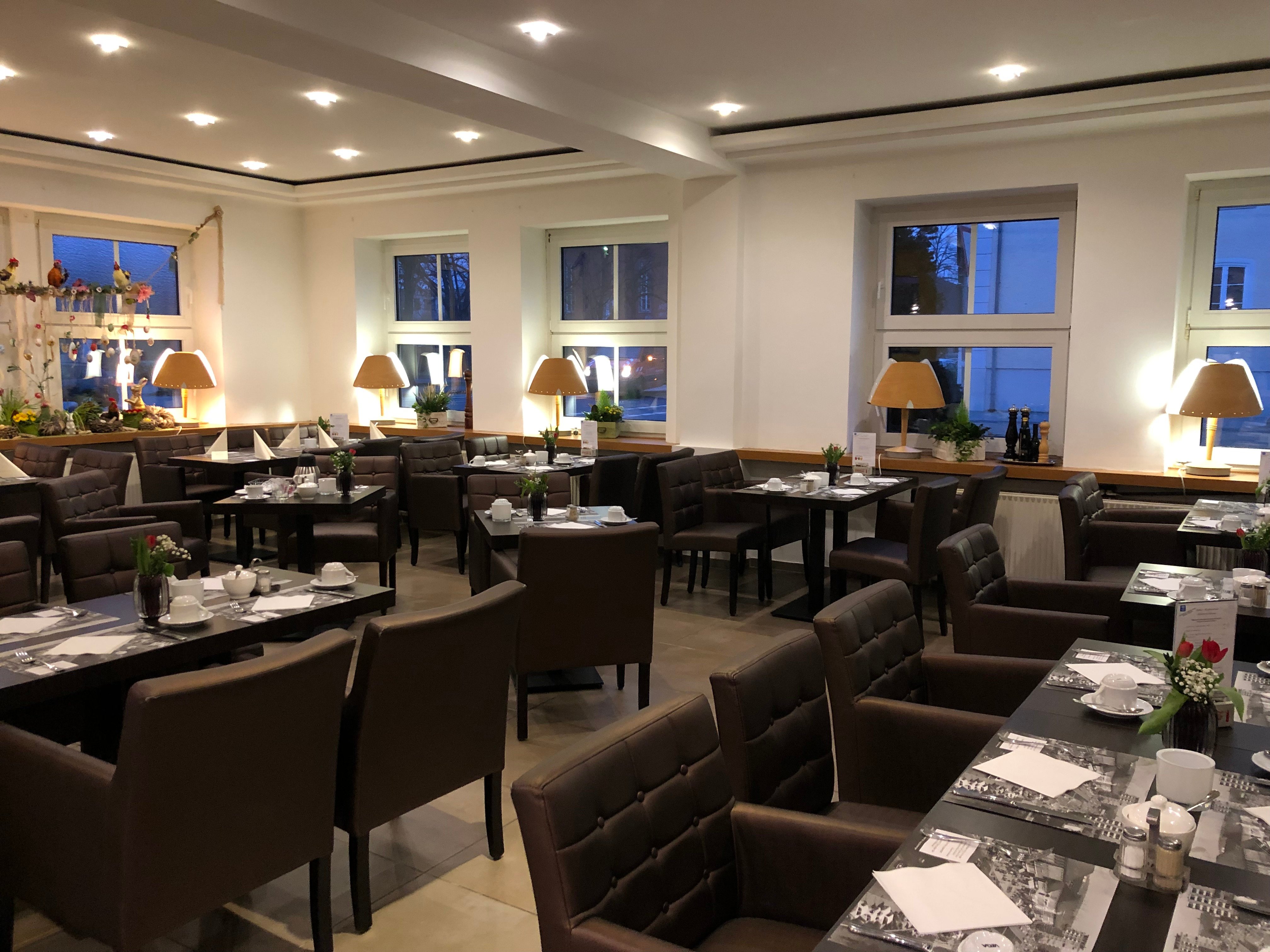 Boutique Hotel Goldene Henne-餐饮