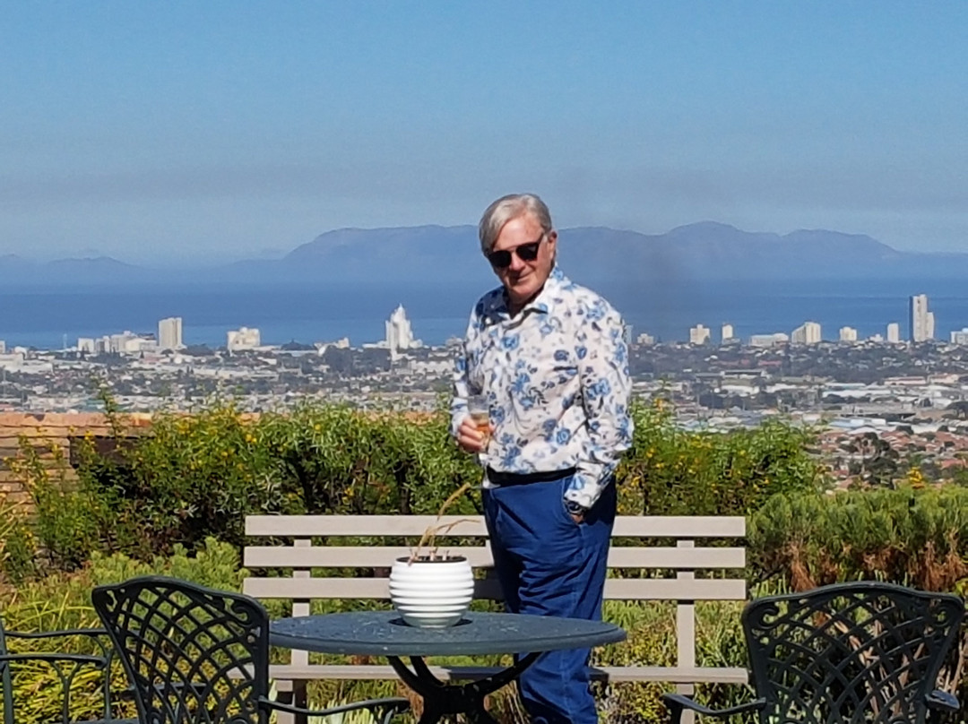 科罗娜城堡酒店主图