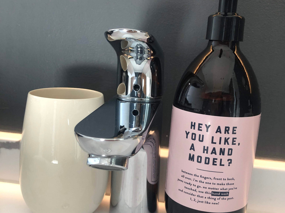 Pineapple House Boutique Hotel主图