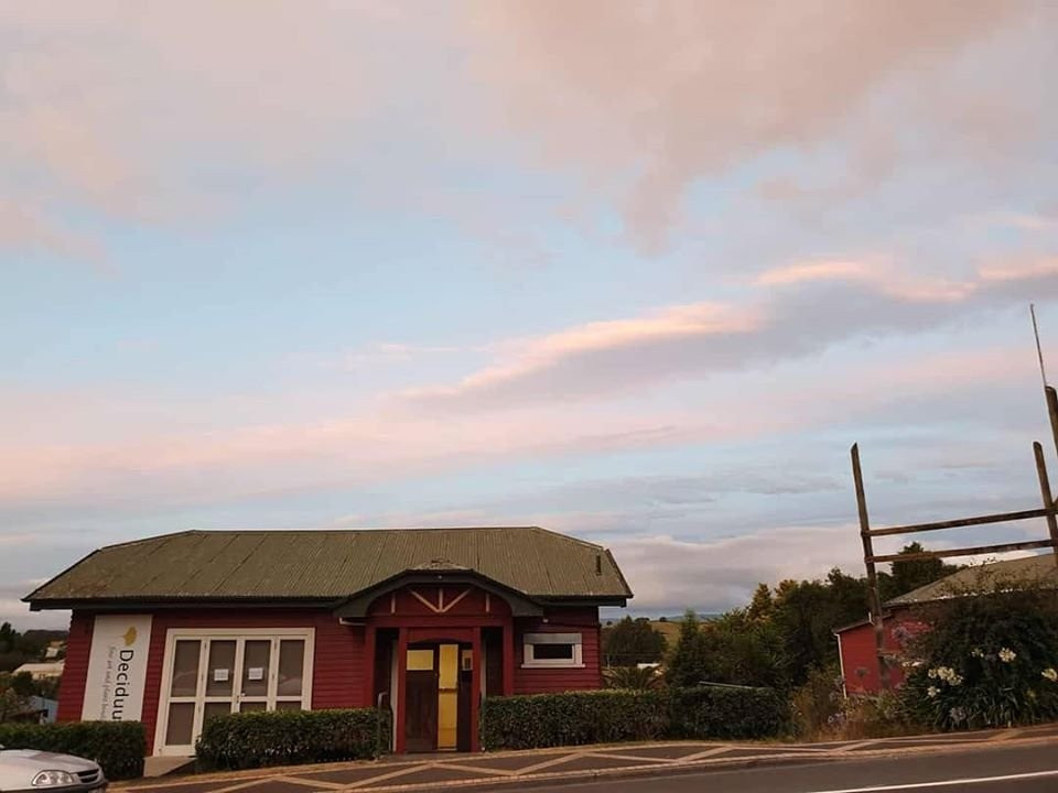 Deciduus & Santie-Tirau必去景点