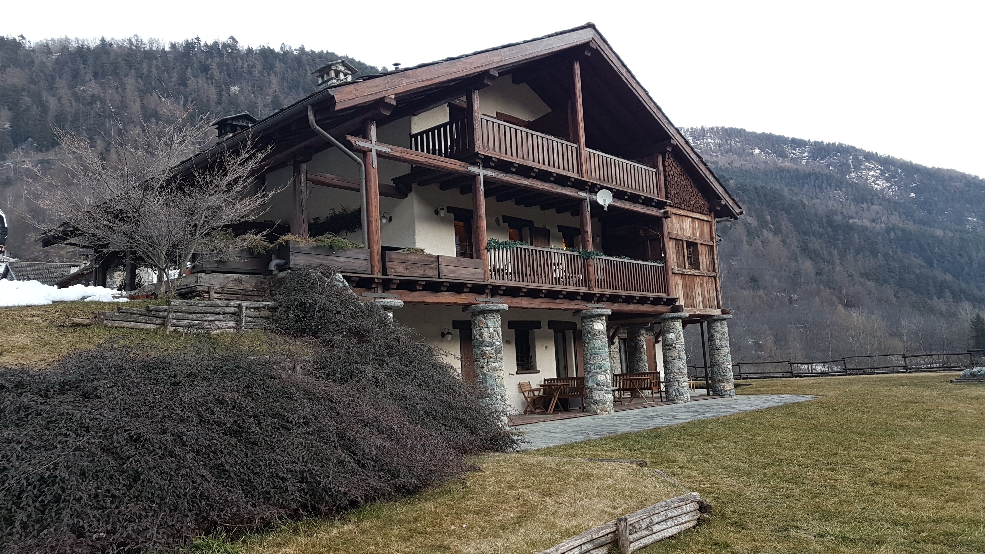 Maison Tissiere Hotel et Cuisine-浴室