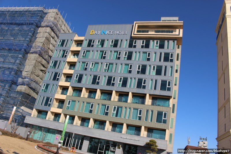 Day Nice Hotel主图