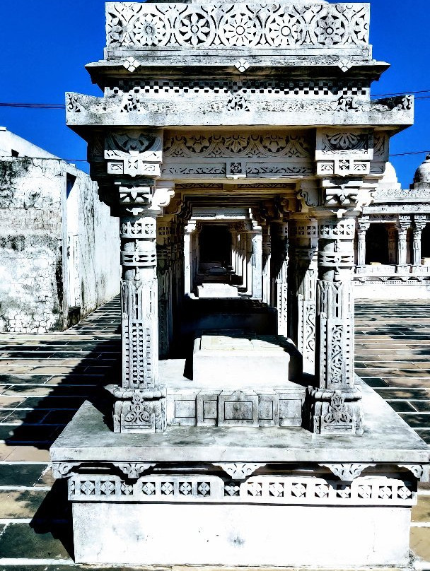 Adinath Mandir Jain Temple-Jamnagar必去景点