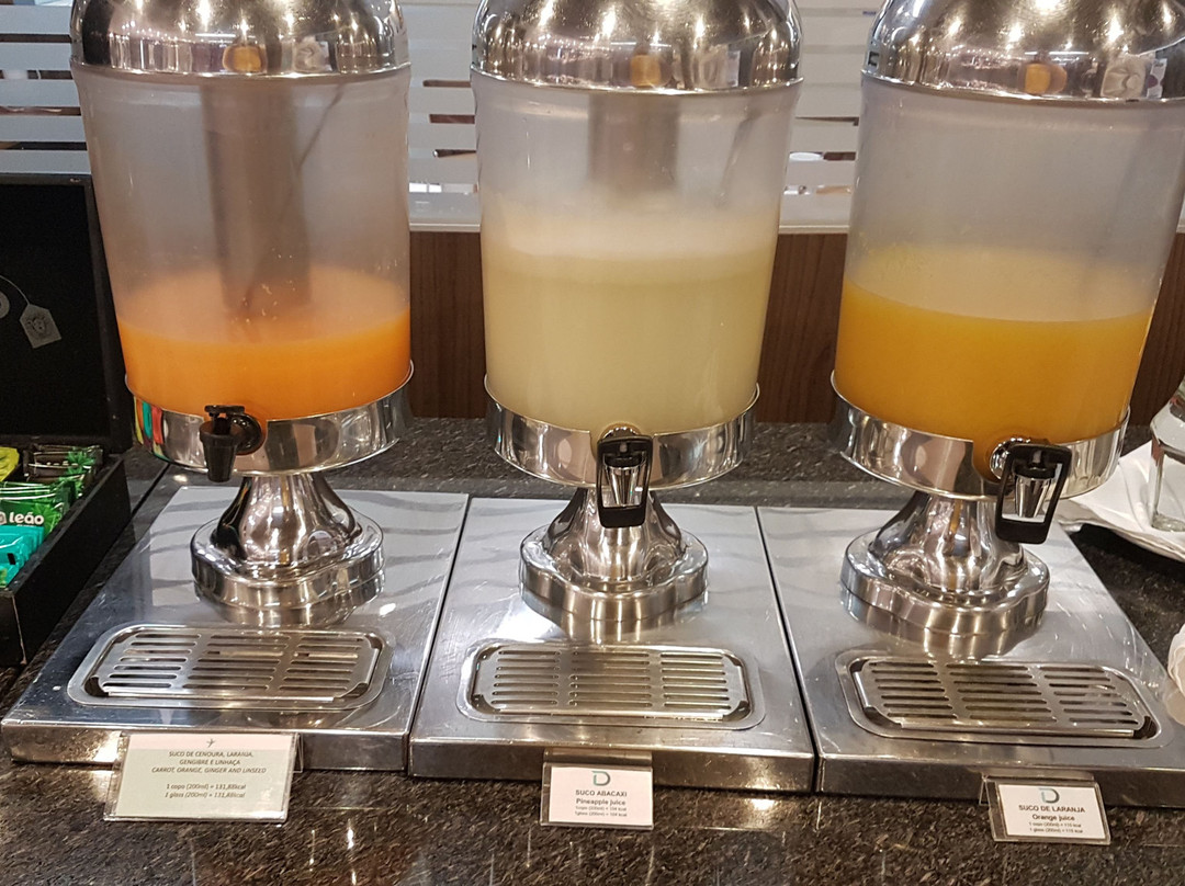 Hotel Deville Curitiba Batel主图