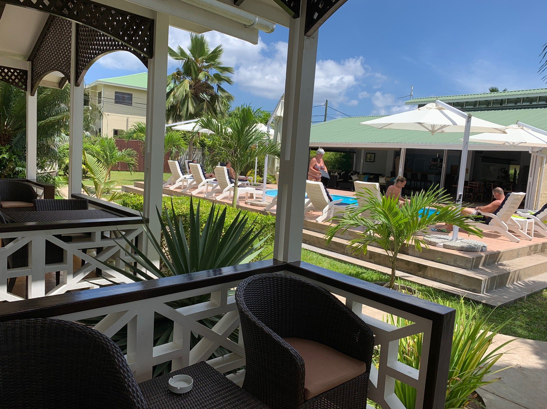 Hotel la Roussette主图