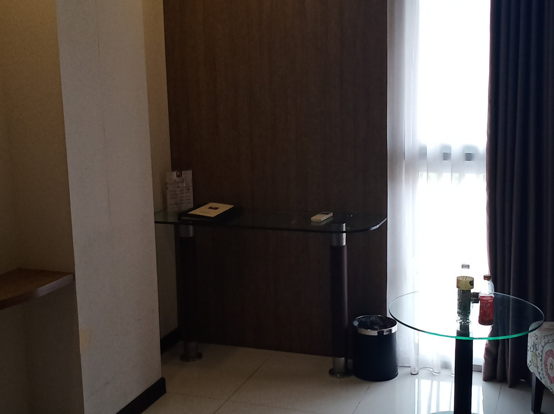 West Point Hotel Bandung主图