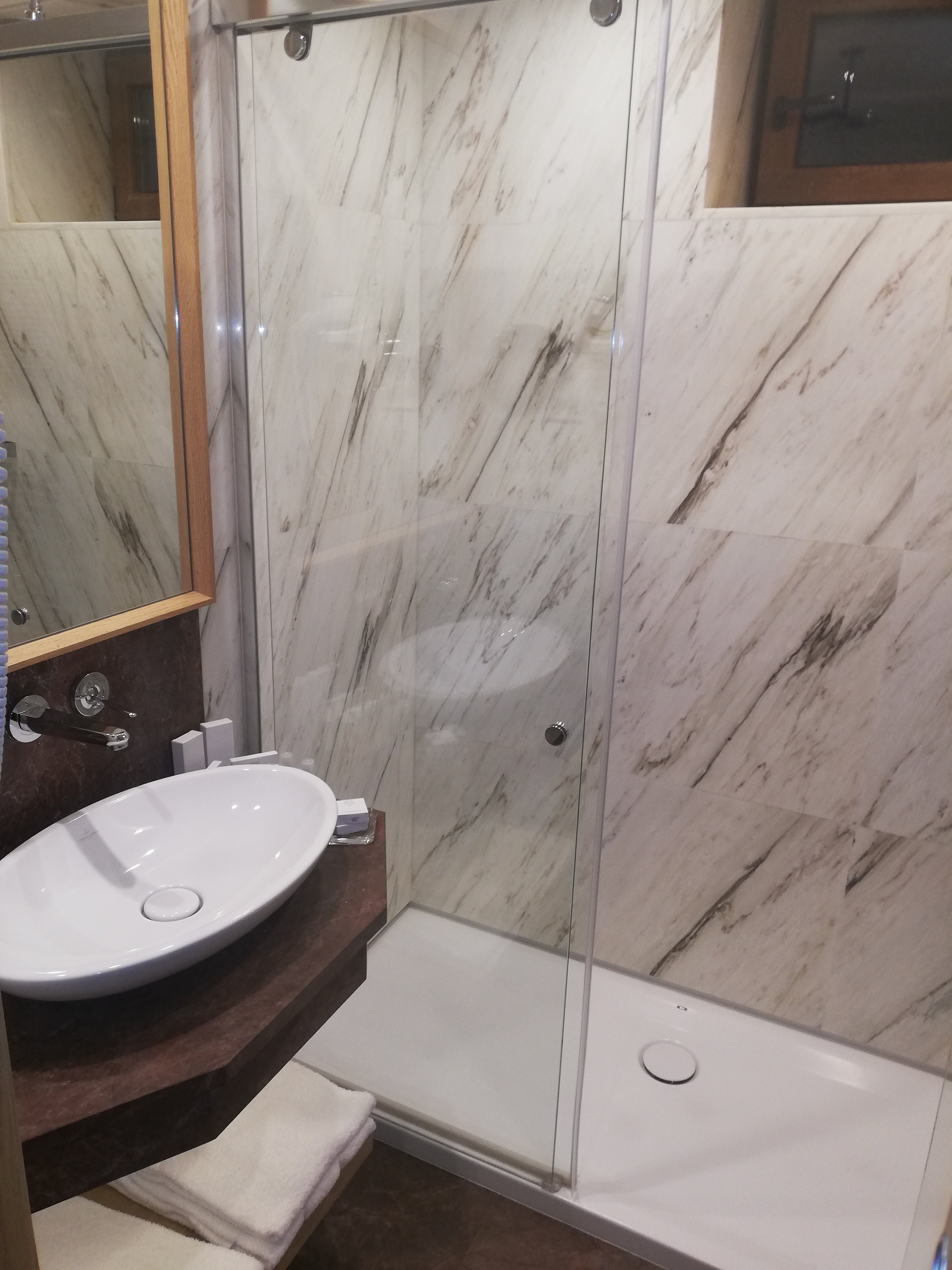 Ana Hotels Bradul Poiana Brașov-浴室